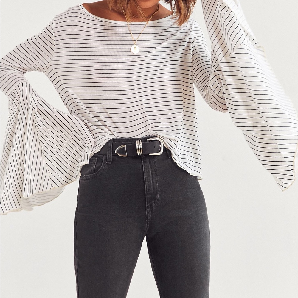 Urban Outfitters | Bell Sleeve Crop Top